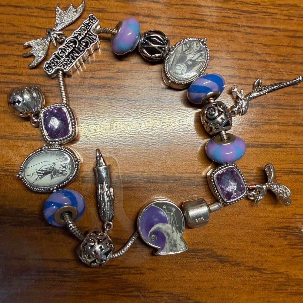 Bradford Exchange Disney Tim Burton's Nightmare Before Christmas Bracelet Loose - Picture 9 of 10